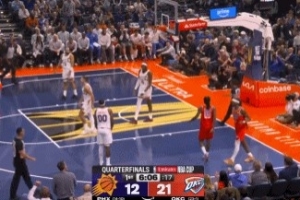 厲害不厲害！亞歷山大強突格雷森·阿倫 側身拋投打板2+1！