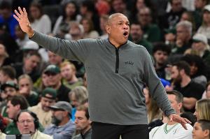 雄鹿遭遇困境！里弗斯：我們不會恐慌 更沒打算匆忙調(diào)整陣容