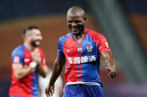 拉齊奧舊將：我在17歲時被謠傳已經(jīng)42歲，但實際上我現(xiàn)在才29歲