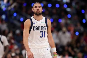 明天獨(dú)行俠迎戰(zhàn)籃網(wǎng) 克萊不在傷病名單可以出戰(zhàn) 加福德小概率出戰(zhàn)