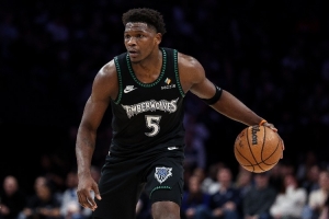 白巧克力：愛德華茲是現(xiàn)在最好的美國球員嗎 他比康寧漢姆強嗎