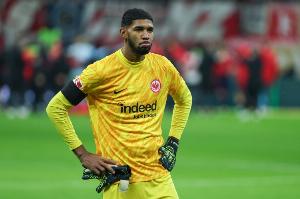 德天空：法蘭克福無(wú)意冬窗賣(mài)考昂·桑托斯 這名門(mén)將也沒(méi)考慮轉(zhuǎn)會(huì)