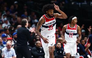 可惜你這表現(xiàn)！巴格利10中6砍下15分13板4助 正負(fù)值+12全隊(duì)最高