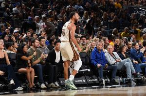 庫里本季場均28.5分4.1助4.8三分 有望超喬丹成場均28分最老后衛(wèi)