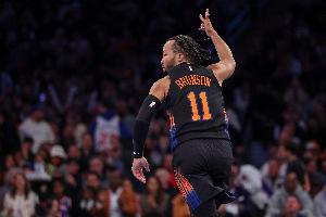 邁克·布朗：布倫森讓隊友打得更容易 這正是MVP級別球員應(yīng)該做的