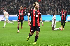 法蘭克福新核！堂安律連過(guò)3人無(wú)解一條龍，2100萬(wàn)加盟6球5助