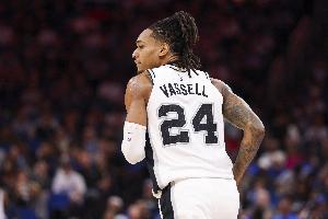 米奇：瓦塞爾為贏球貢獻實實在在價值 ?？怂挂陨碜鲃t扛起責(zé)任