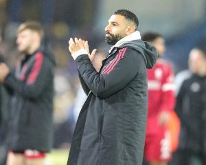 TA：薩拉赫重回賽場拼勁足展現(xiàn)職業(yè)態(tài)度 賽后謝場有告別的意味