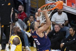 小里&杰倫·格林都不打！ESPN預(yù)測明日勝率：湖人58.7% 太陽41.3%