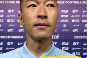 申花大勝后八萬(wàn)人響起掌聲歌聲，阿蘇埃重新贏得球迷鼓勵(lì)