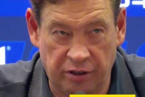 斯盧茨基:吳曦和于漢超兩位老將是球隊(duì)的領(lǐng)袖和年輕球員的榜樣