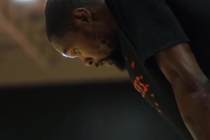 期待新賽季！火箭最新訓(xùn)練：杜蘭特?fù)]汗如雨??謝潑德彈無虛發(fā)