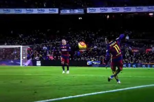 節(jié)奏晃動(dòng)太有靈性了！看巴薩時(shí)期的內(nèi)馬爾踢球是一種享受！