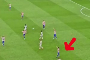 馬卡報：輸球后的姆巴佩非常憤怒，獨自離開進(jìn)入更衣室