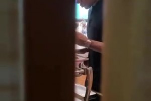 姆巴佩一到阿拉木圖就開始吃吃吃吃，這視角怎么像私生飯??