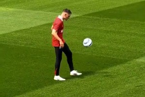 真愛(ài)！維爾茨：我第一件球衣是梅西的，我有梅西一切球衣！