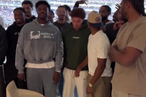 天生的衣服架子！近距離感受威少的滿分身材！