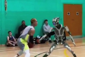 以后是不是都不需要陪練啦？