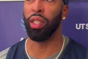 濃眉：我從不為自己的體重?fù)?dān)心！賽季一開始我就會減掉10斤左右