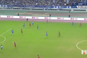 門前亂戰(zhàn)！南京隊錯失良機