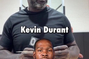 聽到目前比詹姆斯強的就折斷木棍！奧尼爾居然到最后才折？！