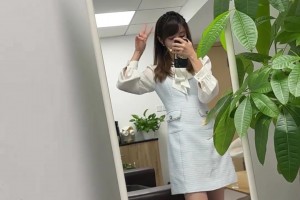 咋還有換裝哈！美女主播小七：楊瀚森首秀 一起期待小楊的未來~