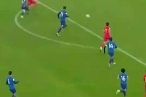 解說(shuō)員怒贊高準(zhǔn)翼：德布勞內(nèi)式傳球??！??