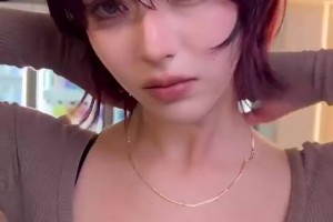 什么時(shí)候再相遇！甲亢哥當(dāng)年的本租借女友這么漂亮誰(shuí)不迷糊啊??