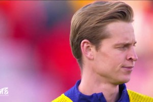 恭喜續(xù)約！中場推進器德容精彩集錦！充滿靈感的荷蘭天才！