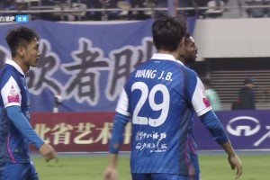 周欣怡點(diǎn)射破門！U17中國女足半場2-0領(lǐng)先挪威