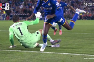 ??太嚇人了！9人赫塔費(fèi)險(xiǎn)絕平皇馬！庫(kù)爾圖瓦關(guān)鍵撲救救命！