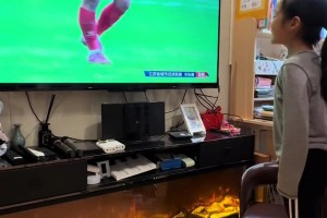 急死了！蘇超小球迷：快進(jìn)一個(gè)吧，明天周一我還要上學(xué)呢??