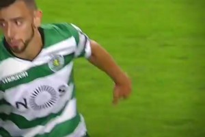 當(dāng)年葡萄牙體育時(shí)期的B費(fèi)將梅西逼出真功夫！梅西都上頭了！