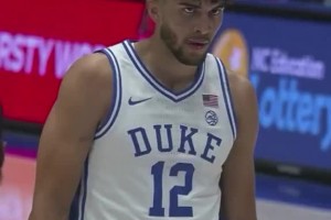 爵士布澤爾之子！前三熱門秀卡梅隆-布澤爾季前賽轟下33+12