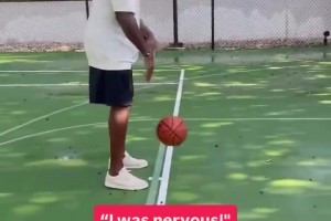 喬丹說的好多年沒碰球 結(jié)果要在小孩子面前展示的視頻來了！