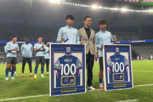 進攻天賦溢出的一支羅馬！托蒂當年連線卡福集錦！