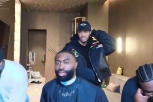 愁死了！布朗談頭禿原因：都是因為在凱爾特人10年來的壓力導致！