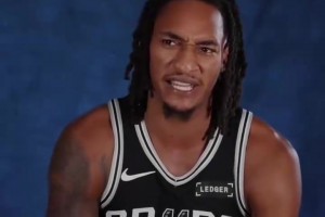 專業(yè)知識(shí)過(guò)硬！VJ采訪認(rèn)出了所有的球員，甚至wnba也全都認(rèn)出！