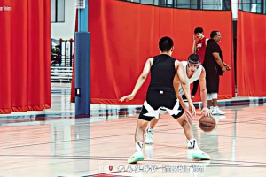 趙維倫單挑NBA超六普理查德，技術還是很細膩的