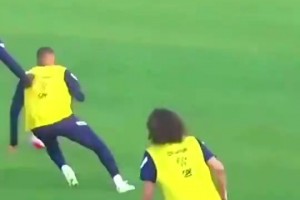 現(xiàn)役第一人！姆巴佩此前在法國隊(duì)訓(xùn)練時(shí)沒人能攔住啊??