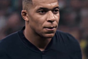 韋世豪老婆餃子這萬圣節(jié)裝扮真好看??眼睛大大圓圓好漂亮