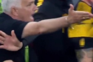 穆帥炮轟是對(duì)的？土超371名裁判被查涉賭