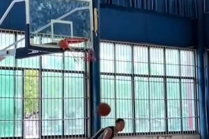 臥槽！手長(zhǎng)腳長(zhǎng)！哥們，你是國(guó)產(chǎn)文班?。??