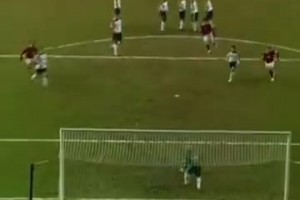 恐怖如斯！C羅電梯落葉球高光精華！這個(gè)角度純粹視覺的享受！