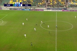 塞爾吉尼奧禁區(qū)前打出貼地斬！皮球鉆進球門右下死角