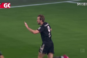 凱恩絕平！比朔夫助攻凱恩頭球破門，拜仁2-2扳平柏林聯(lián)合！