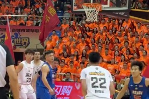 ??你也遇到那個滿眼都是你的男人了嘛？