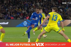 法國(guó)再下一城！奧利塞禁區(qū)內(nèi)靈巧轉(zhuǎn)身打門得手！坎特不停球送助攻