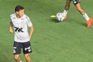 梗太密了！網(wǎng)紅惡搞：假如英超球隊是同班同學(xué)被老師點名……