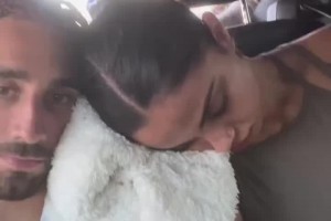 這你也往外發(fā)??！庫(kù)庫(kù)雷利亞曬老婆睡覺(jué)流口水視頻??